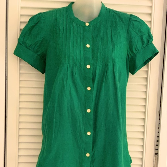 Banana Republic Tops - Banana Republic green cotton/silk blouse. Size 10
